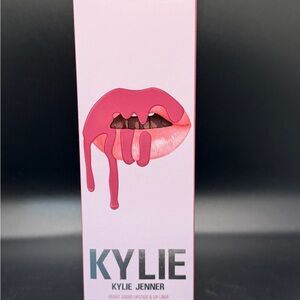 Kylie Velvet Liquid Lipstick & Lip Liner - Posie K